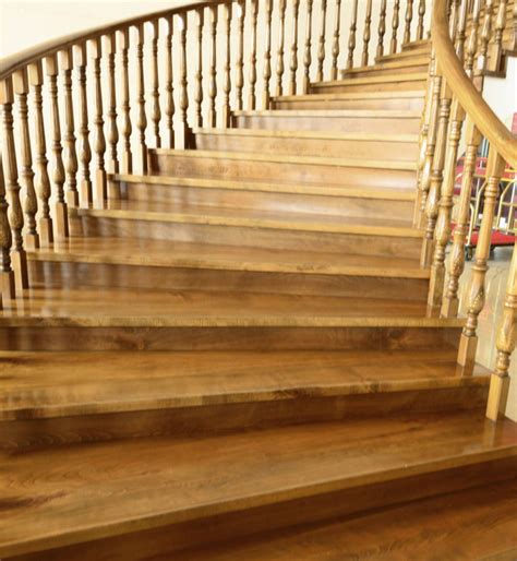 Rénovation d un escalier en bois quelles solutions Marie Claire