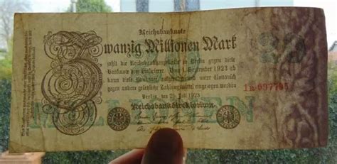 GELDSCHEINE BANKNOTEN EINE Reichsbanknote ü Zwanzig Millionen Mark