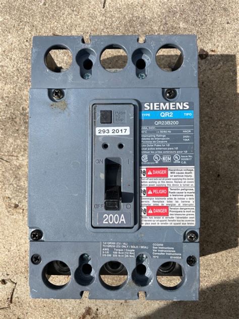 Siemens 3 Pole 200 240V Circuit Breaker QR23B200 804766136665 EBay