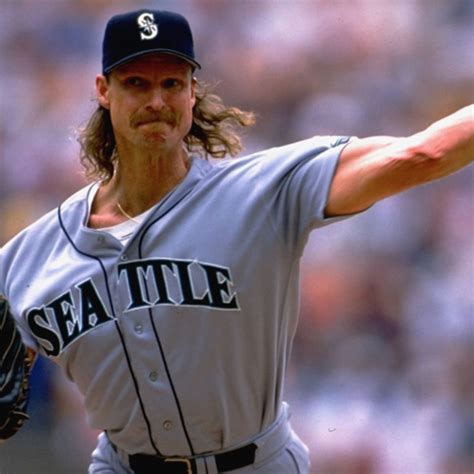 Retired Mlb Player Randy Johnson Is A Photojournalist Check His Net Worth