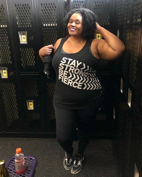 Connie Visits Lisa S Hairdos For Some Hot Bouffant Action Bouffant Hair Bouffant Hair Updo