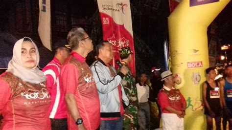 Angkat Bendera Start Toraja Marathon Kalatiku Silakan Nikmati Udara