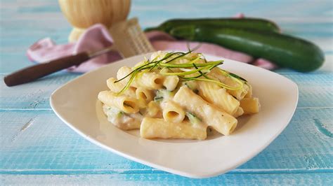 Pasta Con Crema Di Prosciutto E Zucchine Il Mondo Di Adry