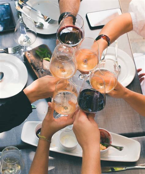 Celebration Cheers Drinking Glasses 1097425 I Love Wine