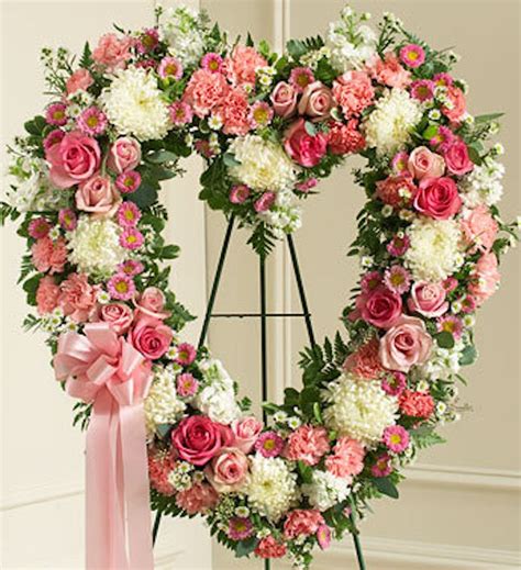 Funeral Heart Sprays - Aurora Colorado Sympathy Flowers