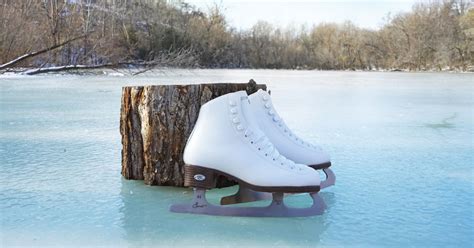 What Are the Best Ice Skates for Beginners?