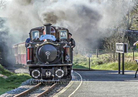 Merddin Emrys And David Lloyd George Arrive Into Waunfawr Welsh