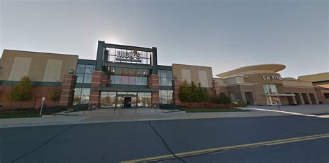 Dulles Town Center Mall In Lockdown After Active Shooter Leaves At
