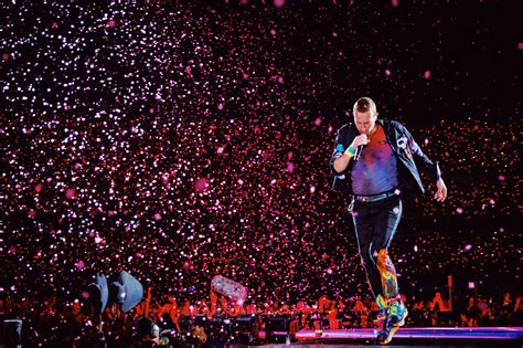 Coldplay Faz Hist Ria Em Show No Brasil Estrutura Surreal Seu