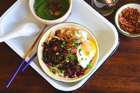 malaysian chili pan mee