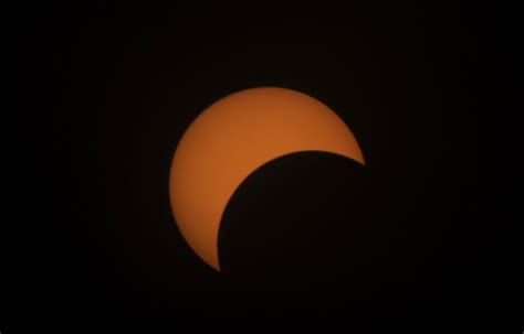 Mondays Solar Eclipse What To Expect And Where To Watch In Central