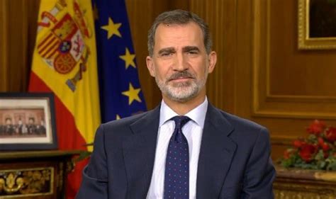 El Rey Felipe Vi Cumple A Os Sin Sus Hijas Y En Plena Votaci N De La