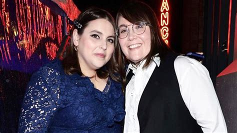 Beanie Feldstein Weds Bonnie Chance Roberts Gorgeous Photos From