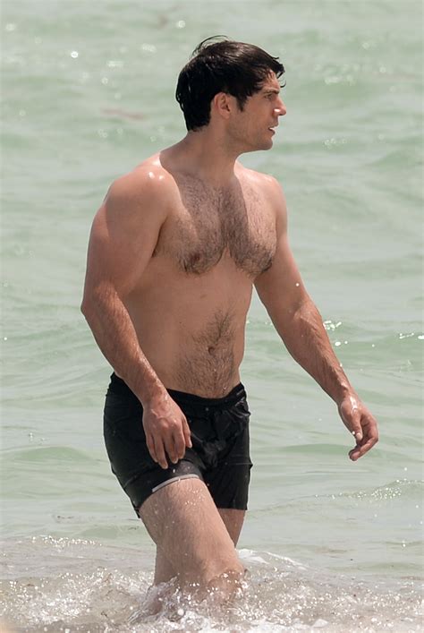 Super Buff Man Shirtless Henry Cavill Shows Off His Muscles Of Steel