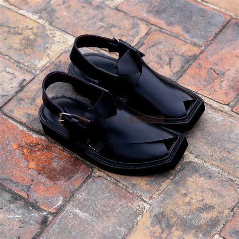 Kaptaan Chappal Black Atelier Yuwa Ciao Jp