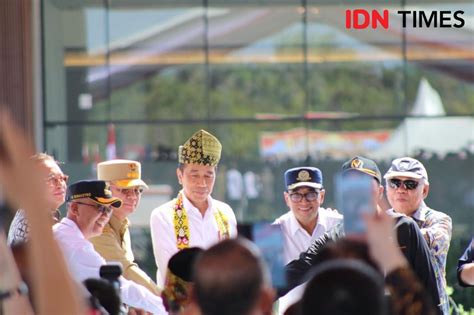 Jokowi Resmikan Bandara Singkawang Telan Anggaran Rp427 M