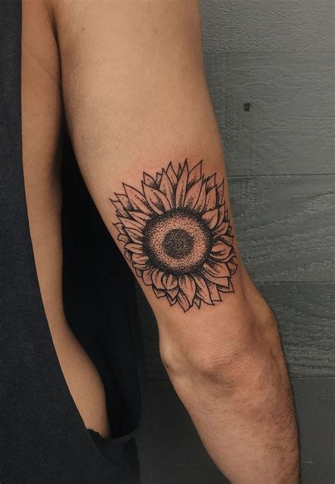 Celebrate The Beauty Of Nature With These Inspirational Sunflower Tattoos Kickass Things