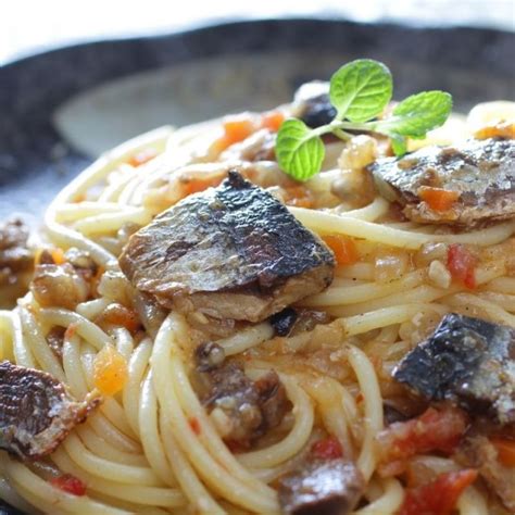 Spanish Sardines Pasta (Quick Recipe) - Visit Southern Spain