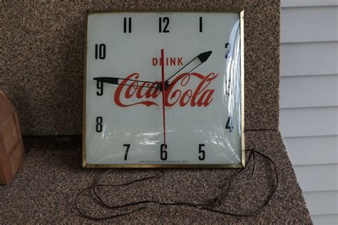 S Drink Coca Cola Pam Clock Nice All Original Values Mavin