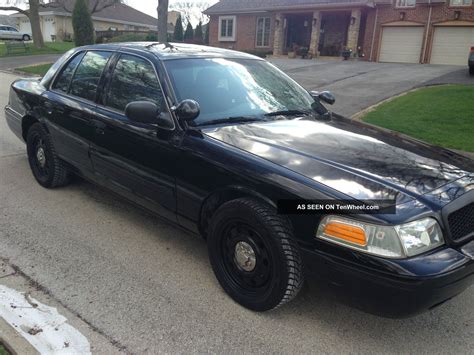 2010 Ford Crown Victoria Police Interceptor Sedan 4 Door 4 6l