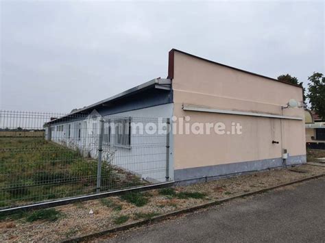 Capannone Viale Europa Rivanazzano Terme Rif 107365711 Immobiliare It