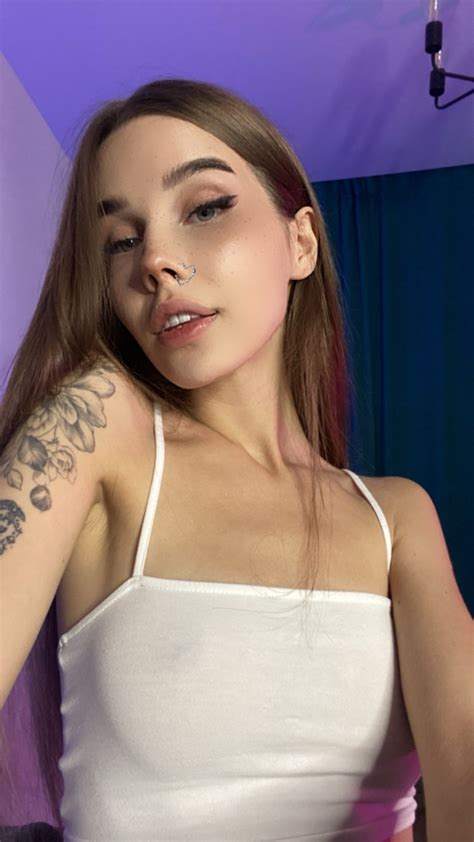 Alina Fox Free Nude Pics Galleries More At Babepedia