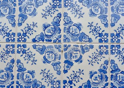 Muro Tiled Ladrilhos Tradicionais Portugueses De Cores Azul E