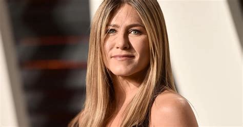 Jennifer Aniston Presumió Sus Canas Y Los Fanáticos Enloquecieron Infobae