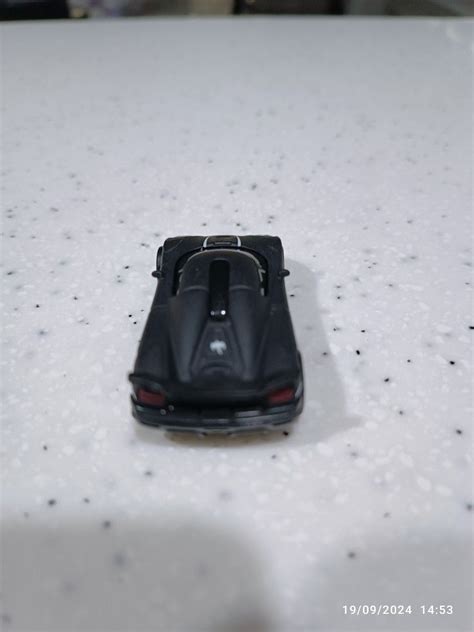 Hot Wheels Koenigsegg Agera R From Garage Box Set Hobbies Toys Toys Games On Carousell