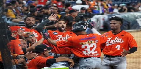 Águilas vence 3 a 2 a Tiburones en cerrado duelo en el Universitario