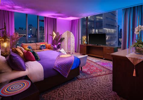 Hilton New York Times Square Unveils Aladdin’s Times Square Palace Suite