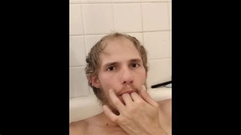 Je Me Branle Dans Le Bain Pornhub Gay