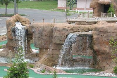 The Beginners Guide To Mini Golf Water Features | Harris Miniature Golf ...