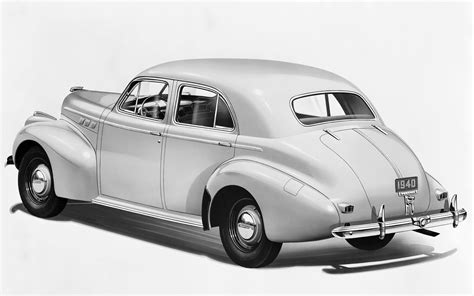 1940 Pontiac Torpedo 8 | TheDetroitBureau.com