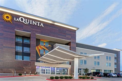 La Quinta Inn & Suites by Wyndham Lubbock South | Lubbock, TX Hotels