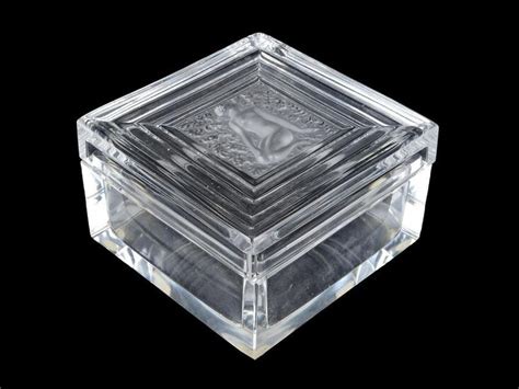 Lalique Crystal Glass Duncan Box With Seated Nude In United States