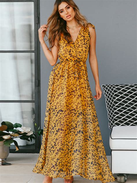 Wholesale Elastic Waist V Neck Leopard Print Maxi Dress Uca122730yl