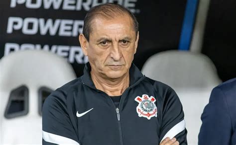 Corinthians Ter Dois Desfalques De Peso Para O Jogo Contra O Vit Ria