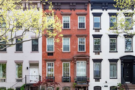 What Is A Brownstone Pros And Cons Of Brownstone Apartments