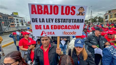 No Nos Iremos Hasta Que Tumben La Ley El Paro Nacional De Maestros