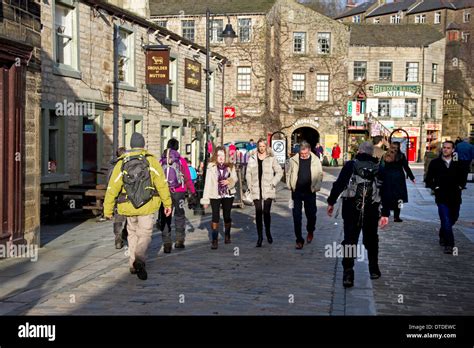 Hebden Bridge Market Town Hi Res Stock Photography And Images Alamy
