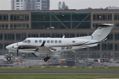 Svenskt Industriflyg Beech B300 Super King Air 350 SE MOF Flickr