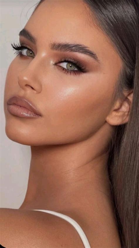Neutral Colors Nude Makeup Look Green Eyes Lipstick Eyebrows Smokey Eyes Skincare Products Artofit