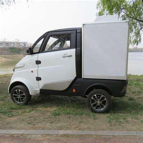 EEC Certificate 4 Wheel Closed Cabin Electric Mini Vehicle Cargo Truck