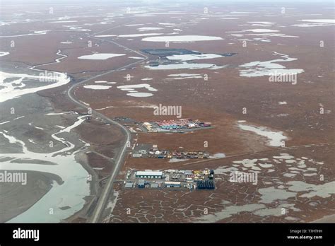 Aerial view of prudhoe bay united states hi-res stock photography and ...