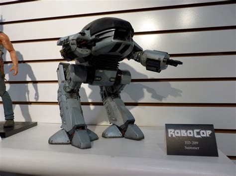 Toy Fair Mania - Robocop ED-209 Deluxe Figure Revealed! | NECAOnline.com