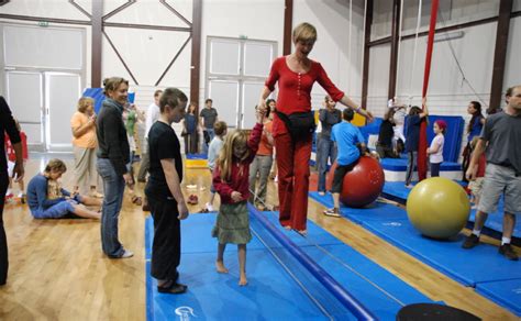 La Cascade Stage Cirque Enfant 3 7 Ans Et Parent