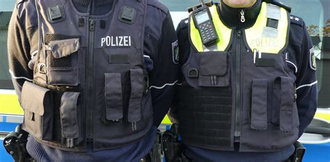 Neue Westen für Polizeibeamte Blaulicht Magazin net