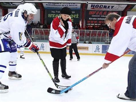 V Uhersk M Hradi Ti Bude Benefi N Hokejov Utk N Zlin Cz