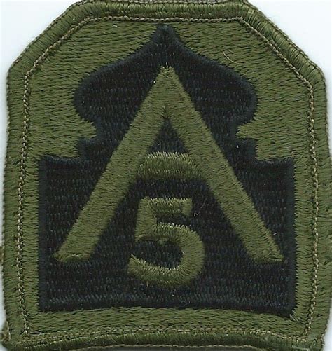 Fifth Army US shoulder sleeve insignia | Insignia, Shoulder sleeve ...